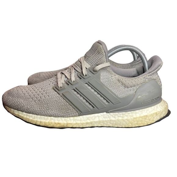 Adidas Womens Ultra Boost BB6150 Gray Running Shoes Sneakers Size 9 - Picture 2 of 9